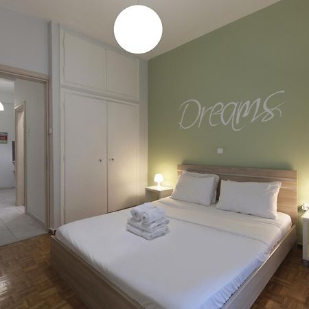 Cozy Athenian One Bd, Pistachio Charm Apartman Kültér fotó